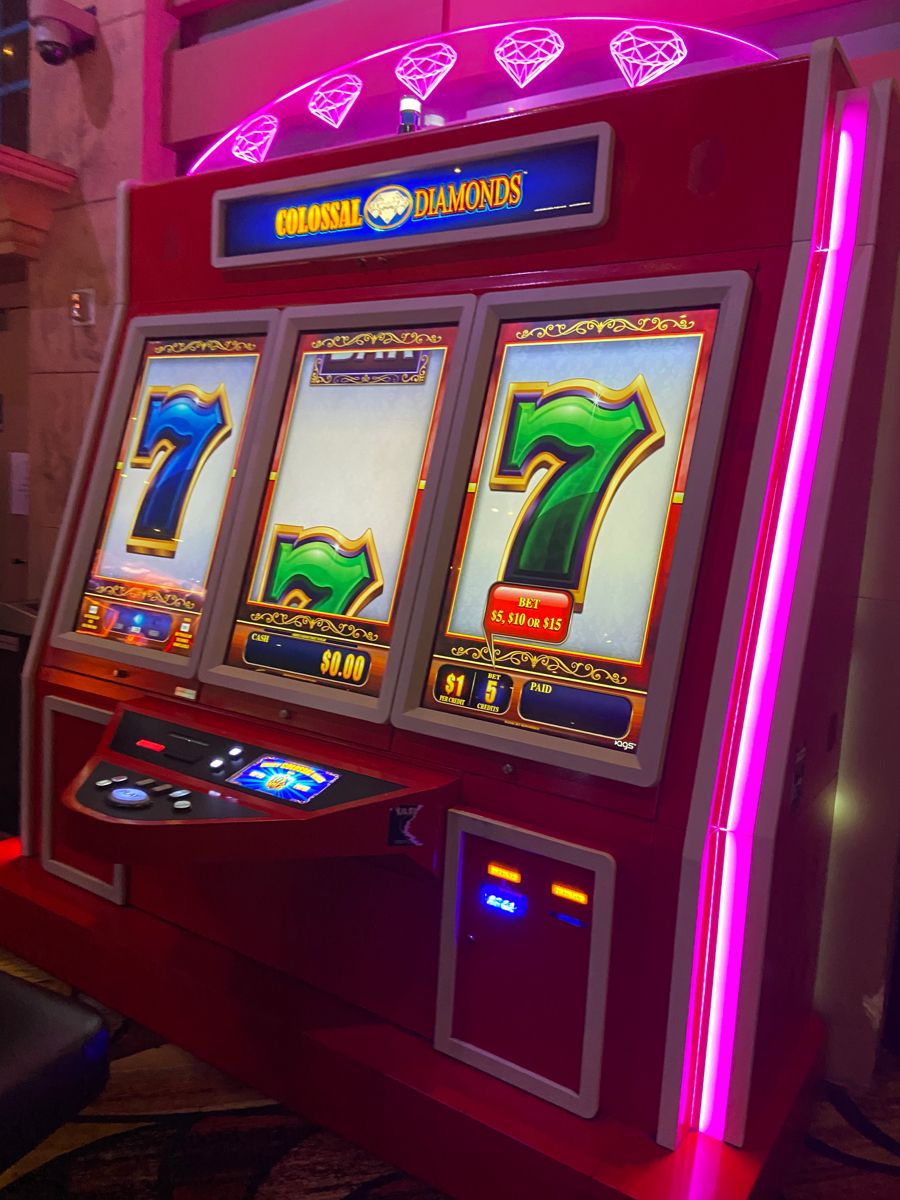 Apuesto Casino کیسینو میں سلاٹ کھیلنا شروع کریں۔